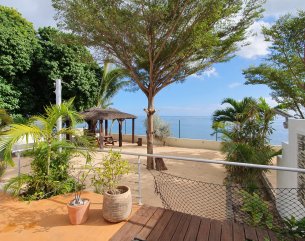 House / Villa - 9 Bedrooms - 495 m²