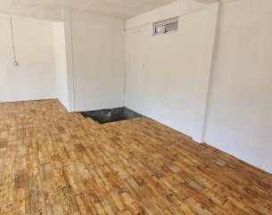 Local Commercial - 130 m²
