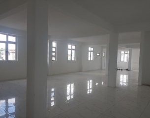 Local Commercial - 167 m²