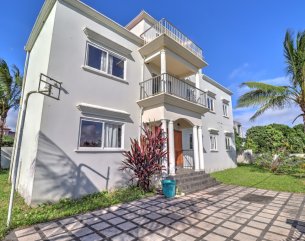 Maison/Villa - 3 chambres - 278 m²