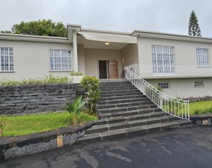 Maison/Villa - 4 chambres - 278 m²