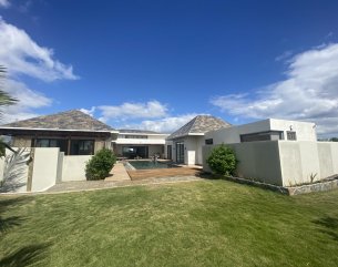 Maison/Villa - 4 chambres - 400 m²