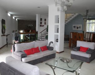 Maison/Villa - 5 chambres - 696 m²