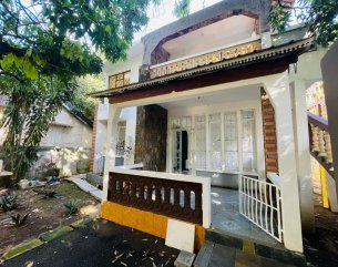 Maison/Villa - 6 chambres - 227 m²