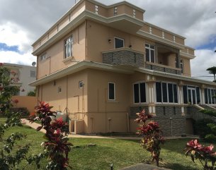 Maison/Villa - 6 chambres - 295 m²