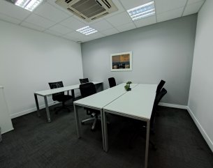 Office - 150 m²