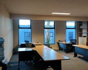 Office - 56 m²