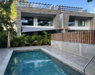 Penthouse - 3 Bedrooms - 275 m²