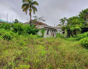 Residential land - 745 m²