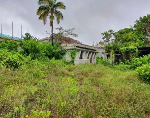 Terrain résidentiel - 745 m²