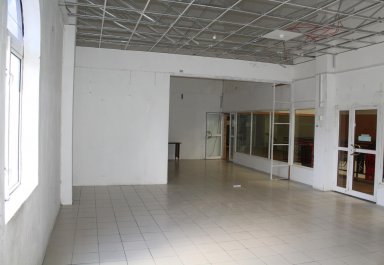 Commercial space - 86 m²