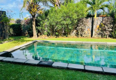 House / Villa - 3 Bedrooms - 245 m²