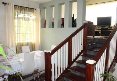 House / Villa - 4 Bedrooms - 180 m²