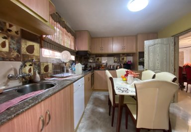 House / Villa - 4 Bedrooms - 350 m²