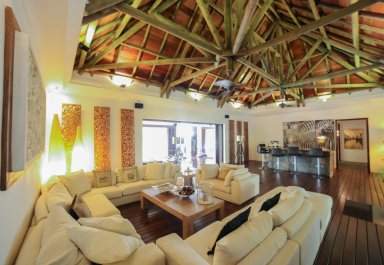 House / Villa - 5 Bedrooms - 750 m²