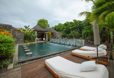House / Villa - 5 Bedrooms - 750 m²