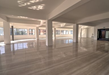 Local Commercial - 280 m²