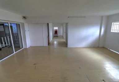 Local Commercial - 75 m²
