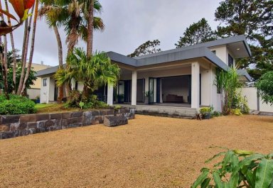 Maison/Villa - 3 chambres - 400 m²