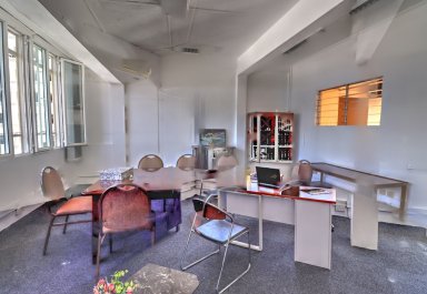 Office - 2500 m²