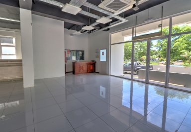 Office - 371 m²