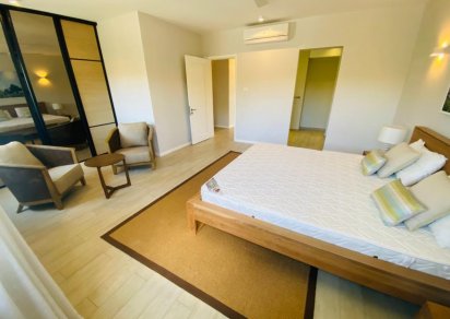 Apartment - 2 Bedrooms - 200 m²