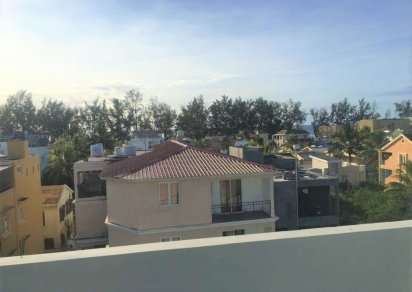 Apartment - 3 Bedrooms - 1054 ft²