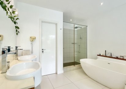 Apartment - 3 Bedrooms - 120 m²