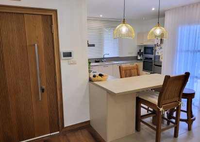 Apartment - 3 Bedrooms - 170 m²