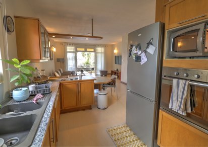 Apartment - 3 Bedrooms - 180 m²