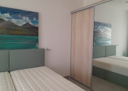 Apartment - 3 Bedrooms - 199 m²