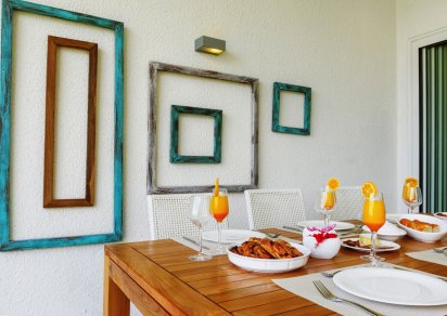 Apartment - 3 Bedrooms - 200 m²