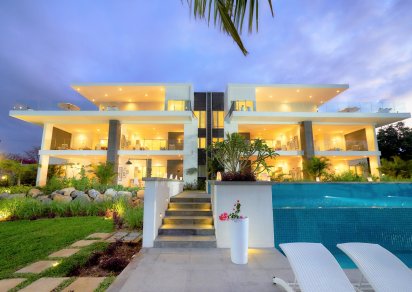 Apartment - 3 Bedrooms - 200 m²