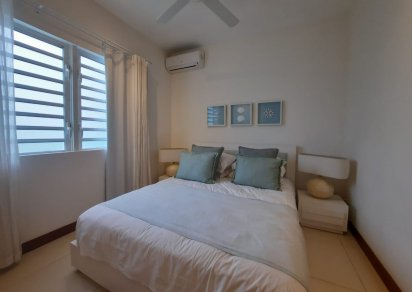Apartment - 3 Bedrooms - 200 m²
