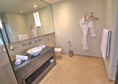 Apartment - 3 Bedrooms - 215 m²