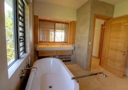 Apartment - 3 Bedrooms - 222 m²