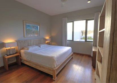 Apartment - 3 Bedrooms - 223 m²
