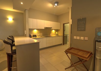 Apartment - 3 Bedrooms - 223 m²