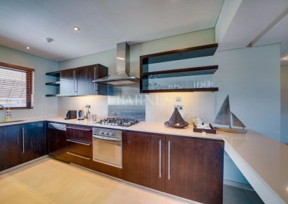 Apartment - 3 Bedrooms - 224 m²