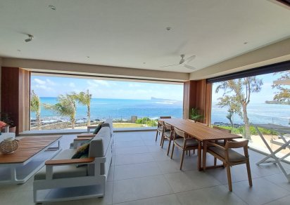 Apartment - 3 Bedrooms - 230 m²
