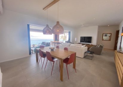 Apartment - 3 Bedrooms - 230 m²