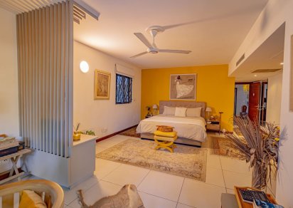 Apartment - 3 Bedrooms - 270 m²