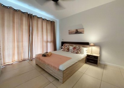 Apartment - 3 Bedrooms - 280 m²