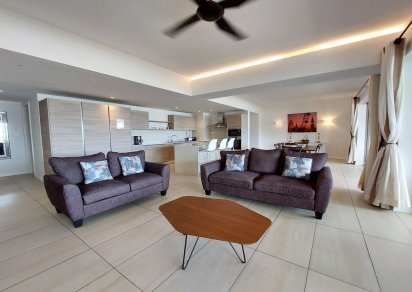 Apartment - 3 Bedrooms - 280 m²