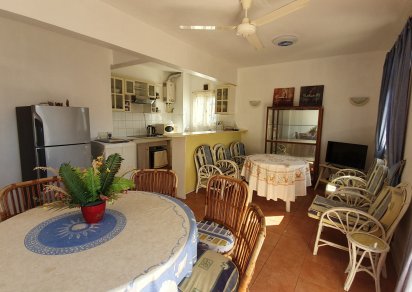 Apartment - 3 Bedrooms - 860 m²