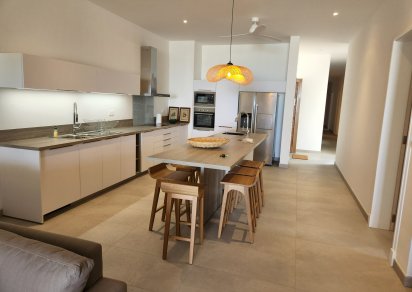 Apartment - 4 Bedrooms - 280 m²