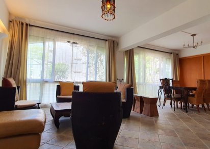 Appartement - 2 chambres - 185 m²