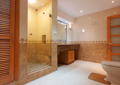 Appartement - 2 chambres - 185 m²