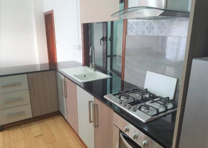 Appartement - 2 chambres - 915 p²