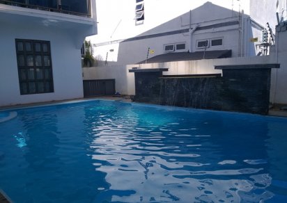 Appartement - 3 chambres - 1500 p²
